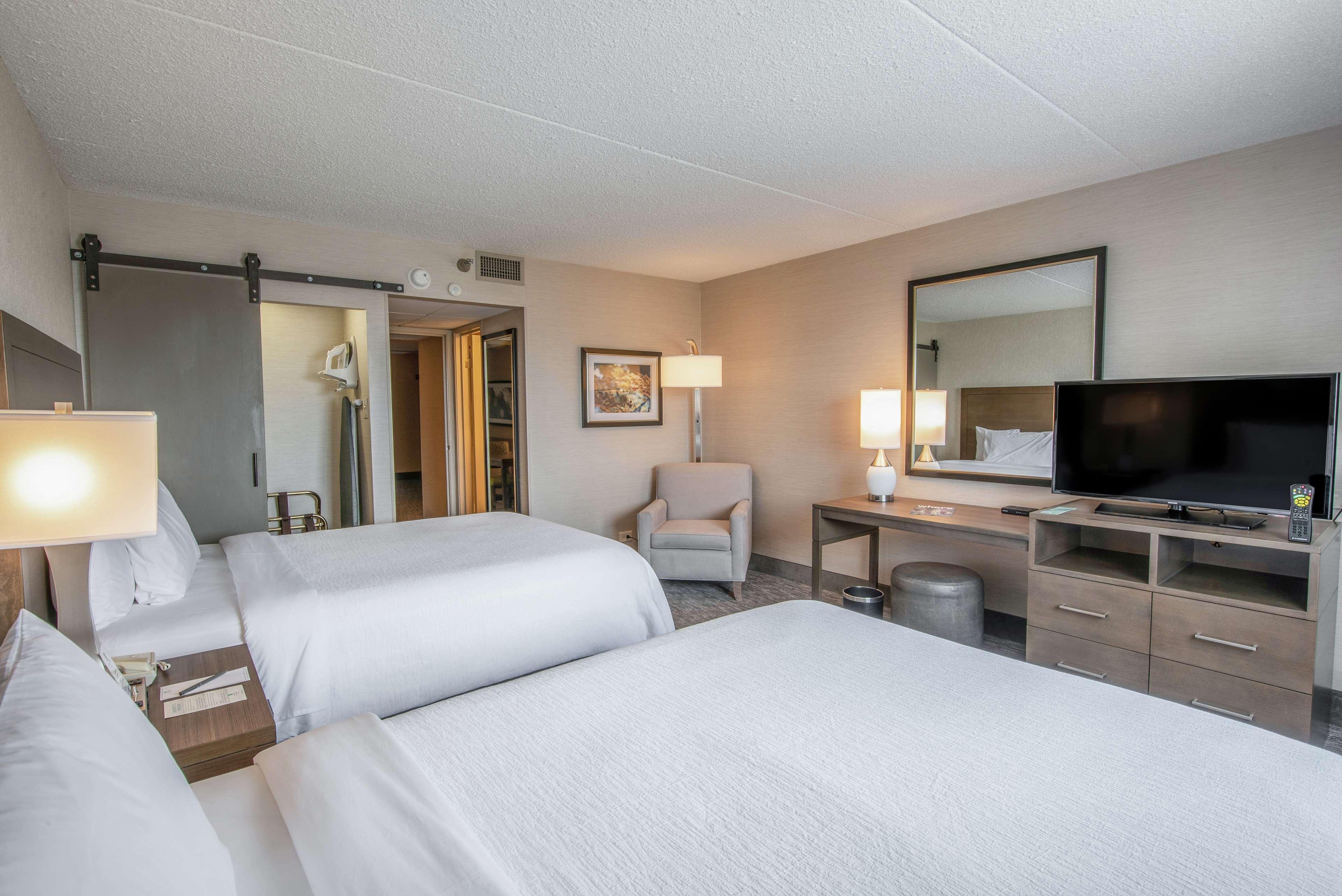 Embassy Suites By Hilton Chicago Schaumburg Woodfield Ngoại thất bức ảnh