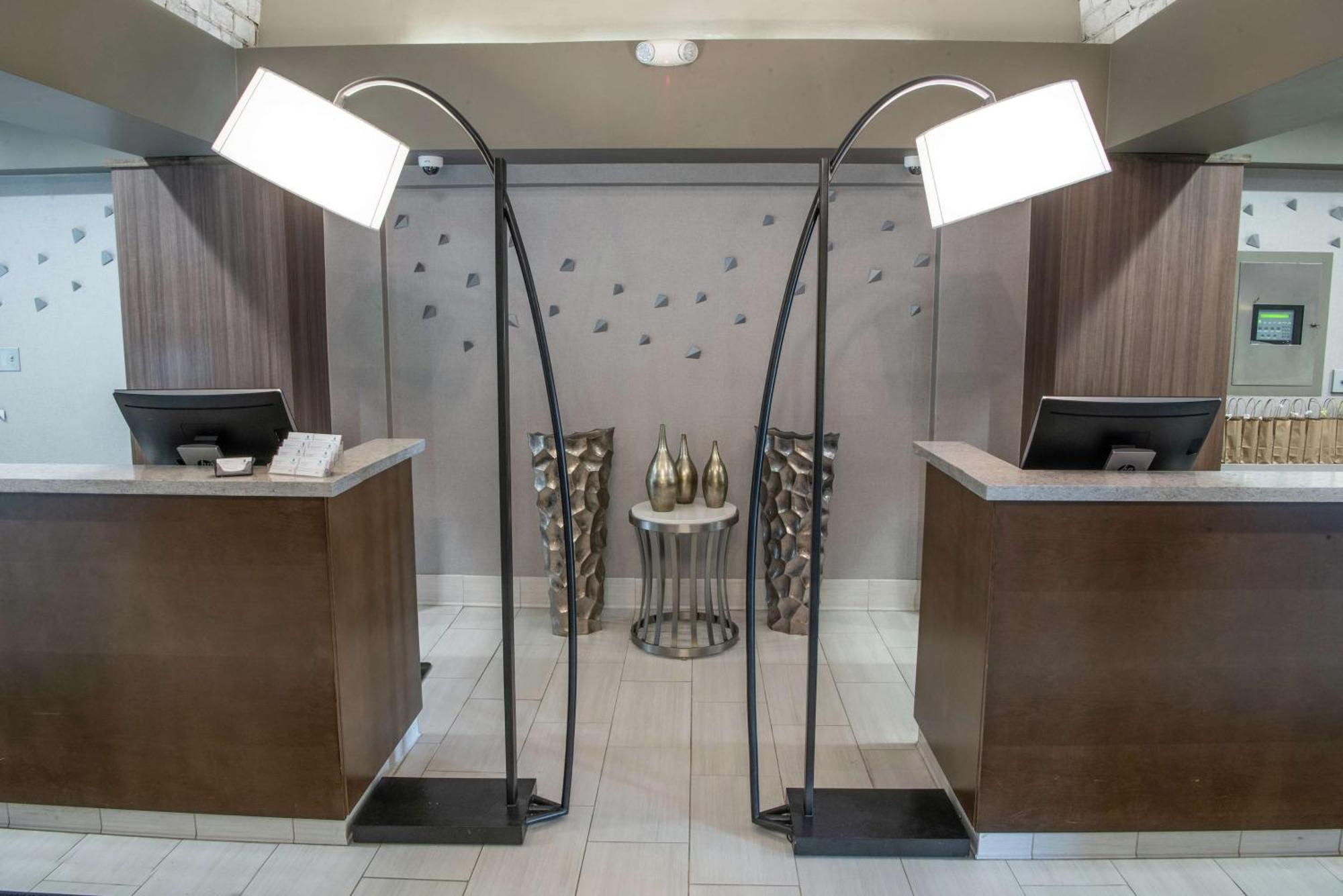 Embassy Suites By Hilton Chicago Schaumburg Woodfield Ngoại thất bức ảnh