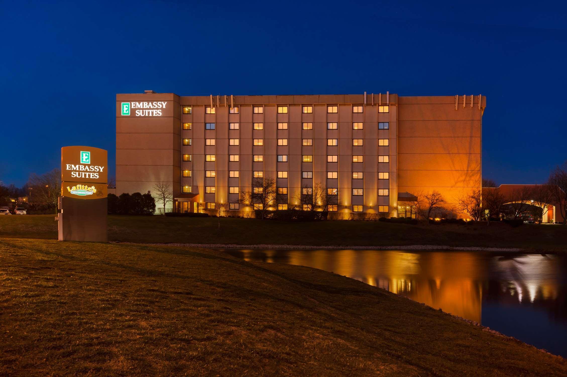 Embassy Suites By Hilton Chicago Schaumburg Woodfield Ngoại thất bức ảnh