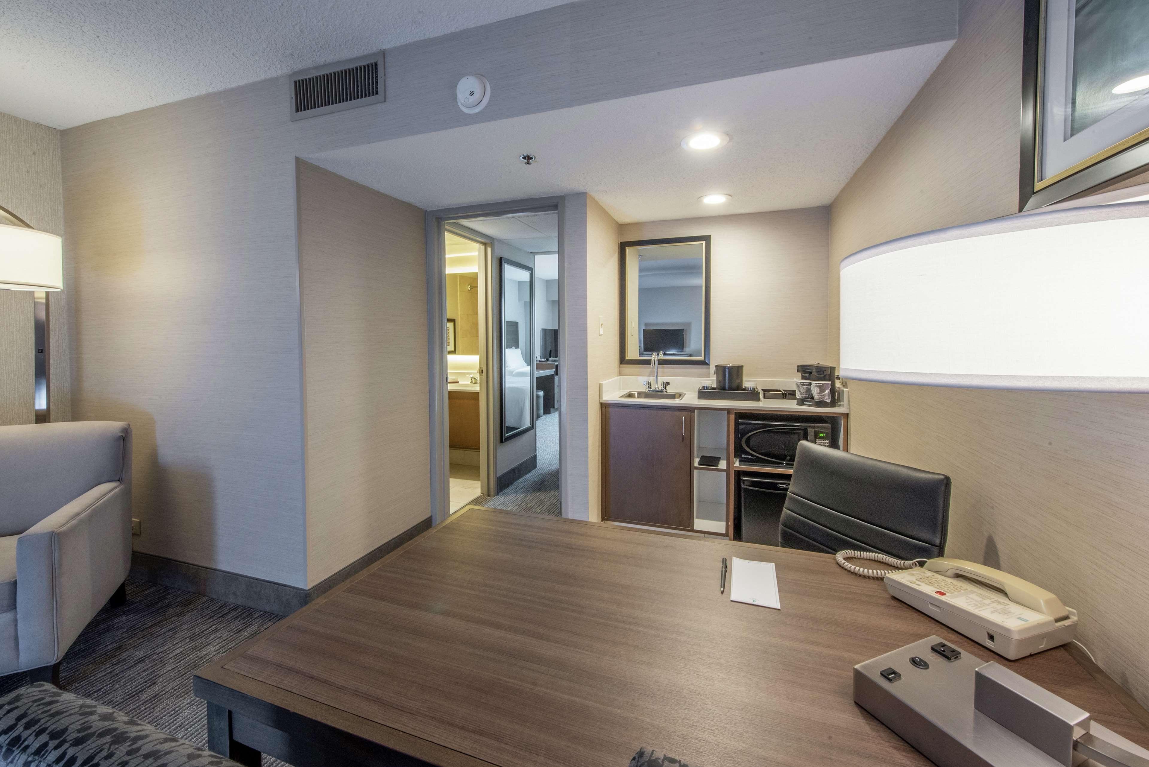 Embassy Suites By Hilton Chicago Schaumburg Woodfield Ngoại thất bức ảnh
