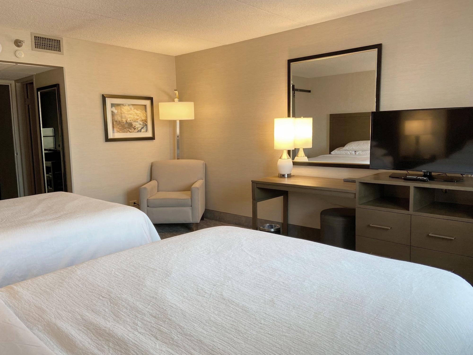 Embassy Suites By Hilton Chicago Schaumburg Woodfield Ngoại thất bức ảnh
