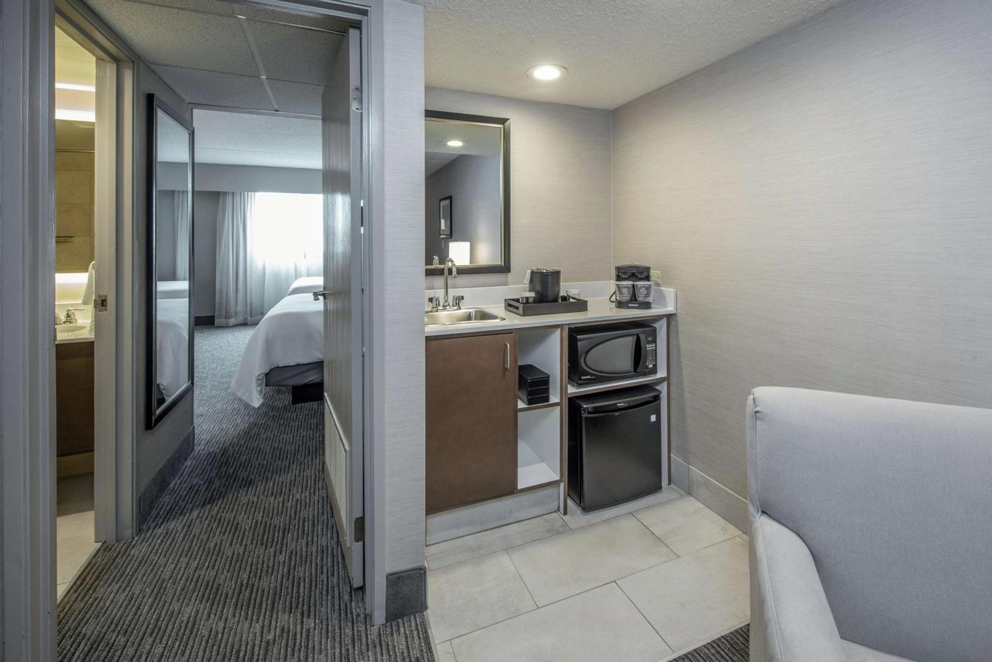 Embassy Suites By Hilton Chicago Schaumburg Woodfield Ngoại thất bức ảnh