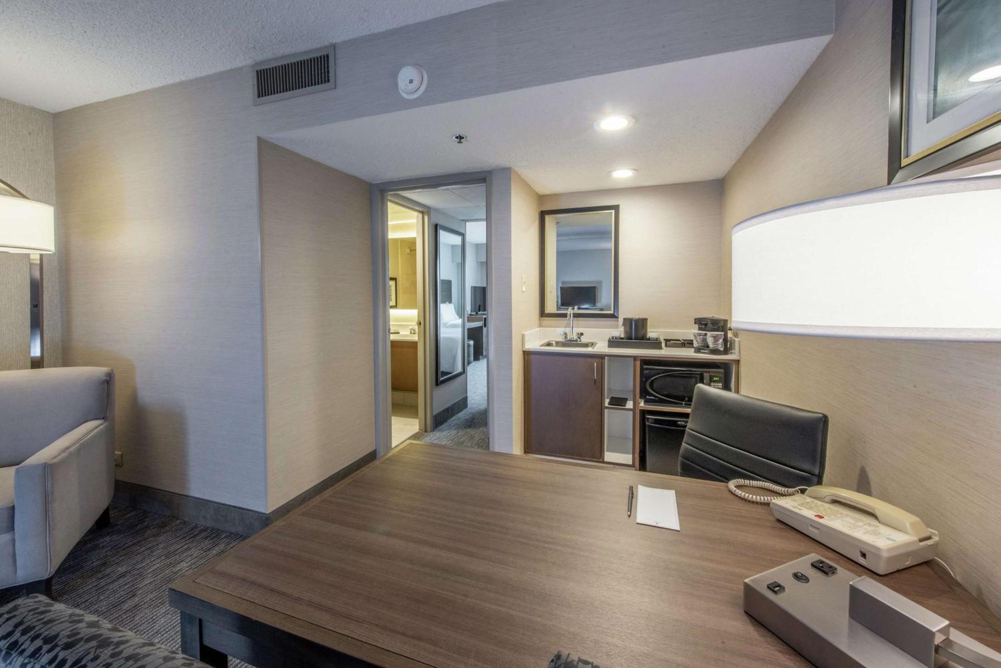 Embassy Suites By Hilton Chicago Schaumburg Woodfield Ngoại thất bức ảnh