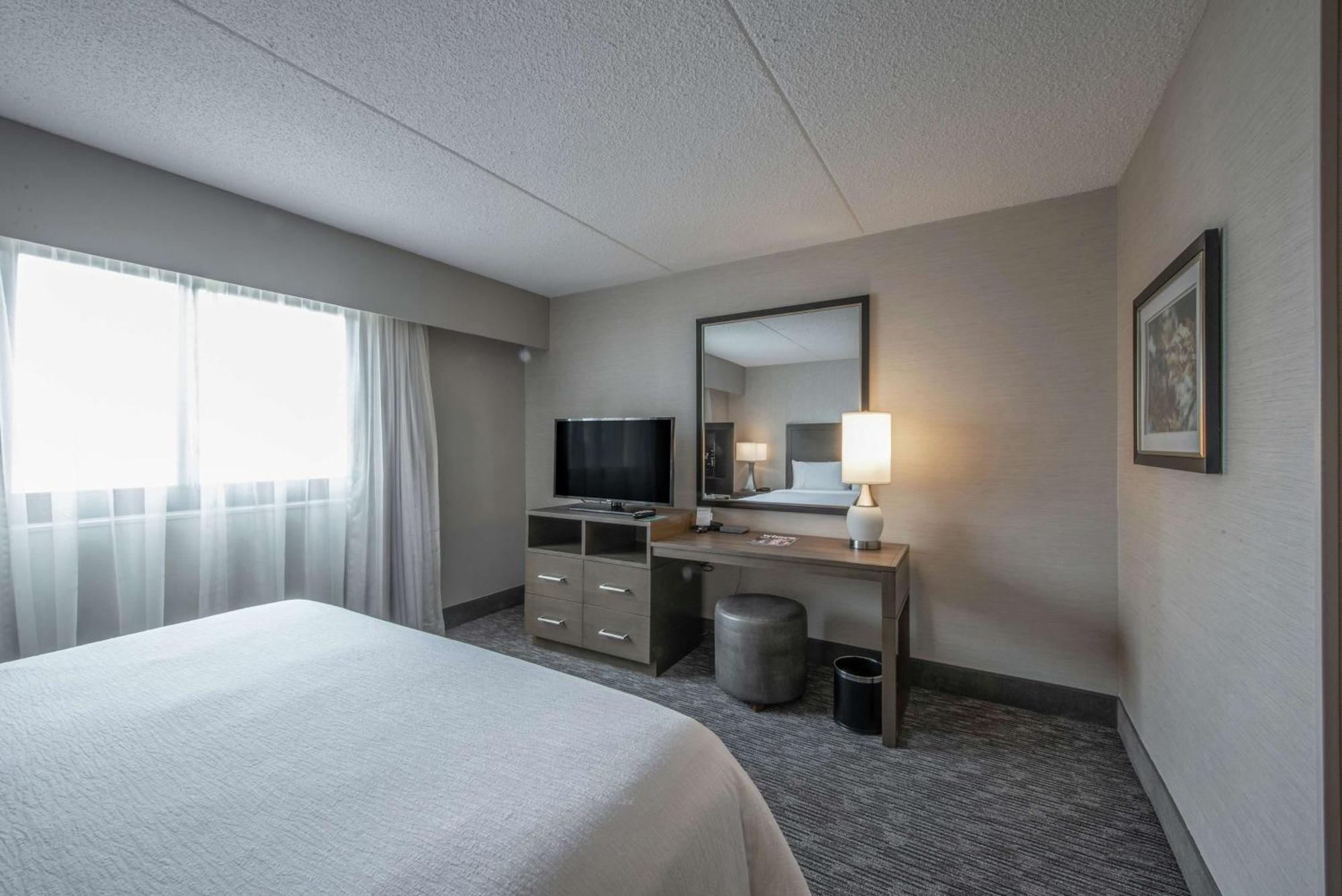 Embassy Suites By Hilton Chicago Schaumburg Woodfield Ngoại thất bức ảnh