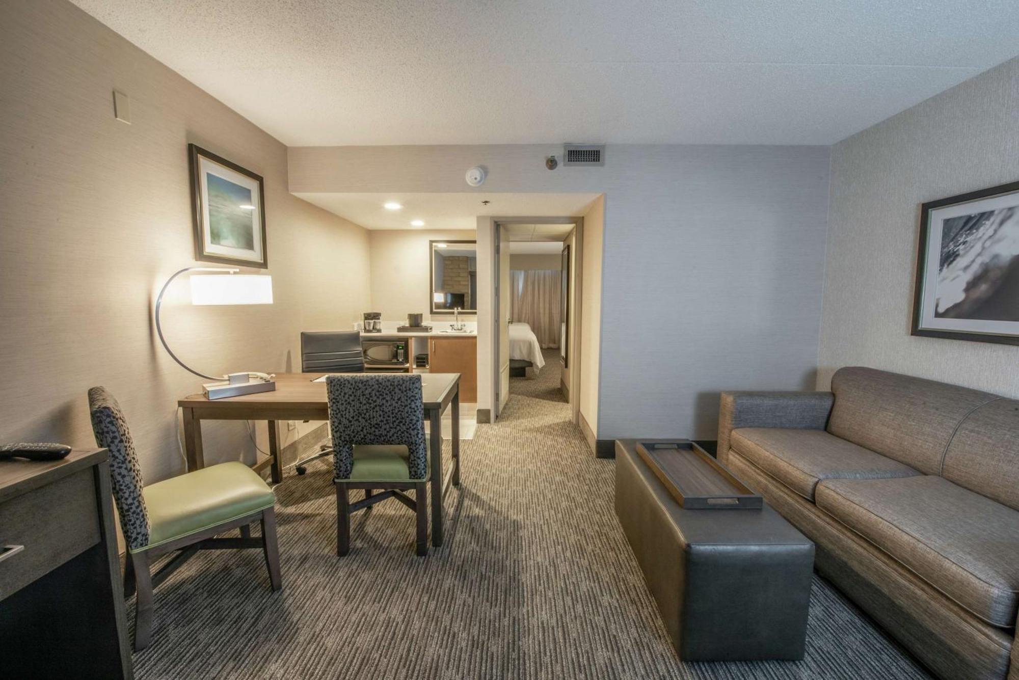 Embassy Suites By Hilton Chicago Schaumburg Woodfield Ngoại thất bức ảnh