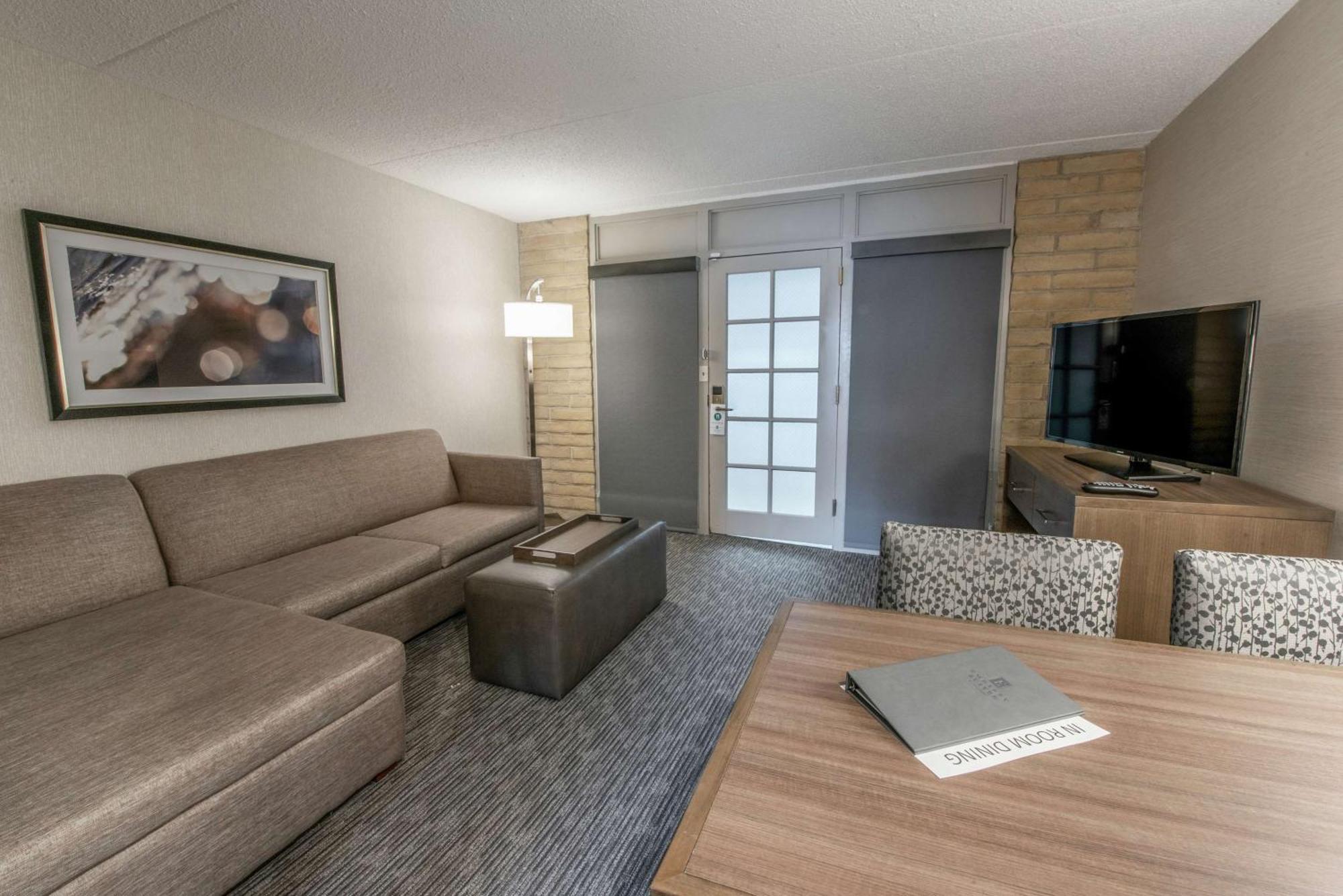 Embassy Suites By Hilton Chicago Schaumburg Woodfield Ngoại thất bức ảnh