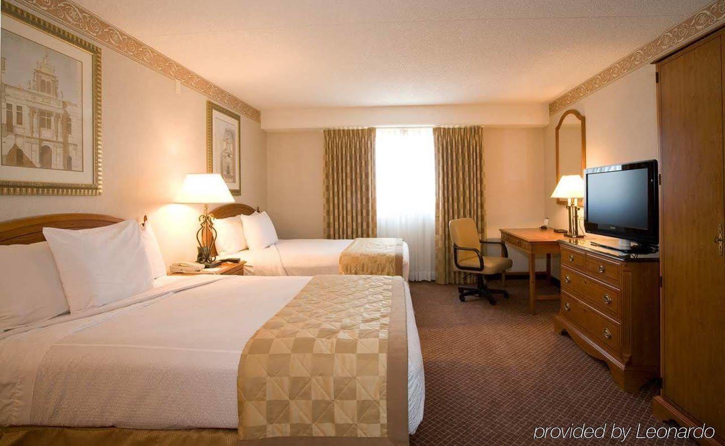 Embassy Suites By Hilton Chicago Schaumburg Woodfield Ngoại thất bức ảnh